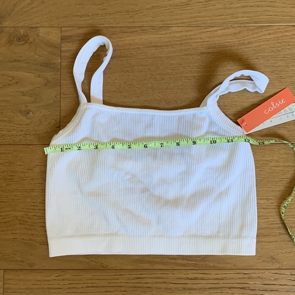 White Colsie Crop Top In Size Medium - Picture 4 of 5